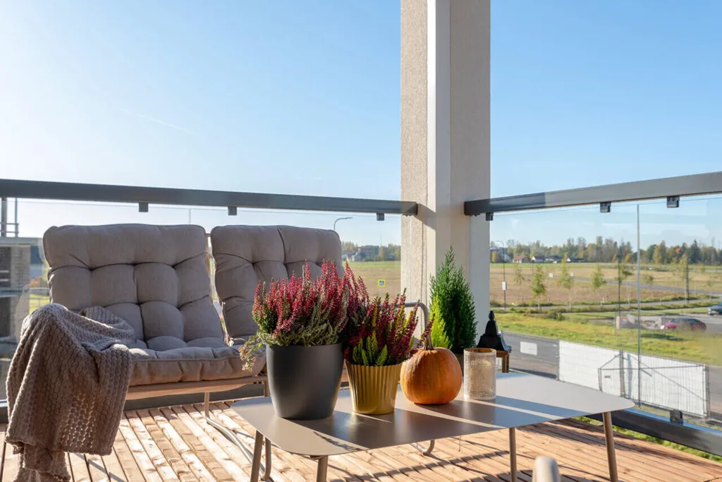 balcony