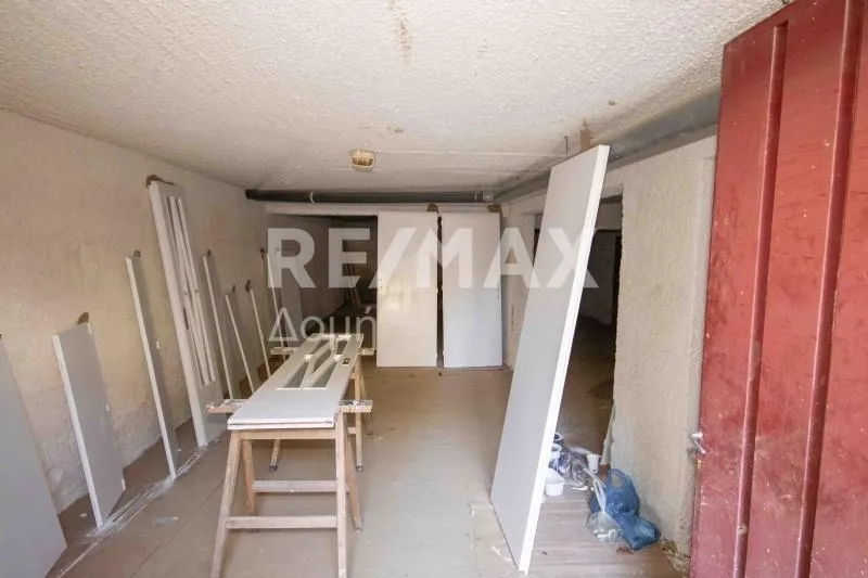 Pièces - Underground Warehouse with Secure Access in Volos