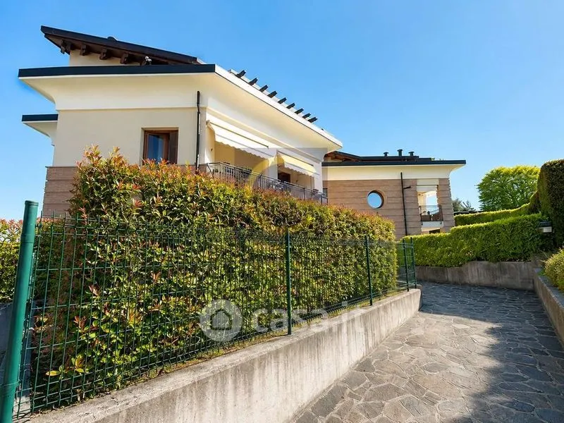 Extérieur - Mansarded Apartment with Panoramic View in Appiano Gentile