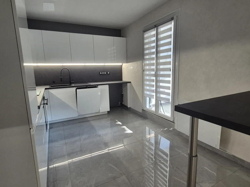 Cuisine - Appartement Refait à Neuf avec Terrasse à Haguenau