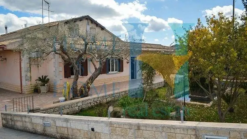 Extérieur - Rustic Villa with Ornamental Garden in Modica