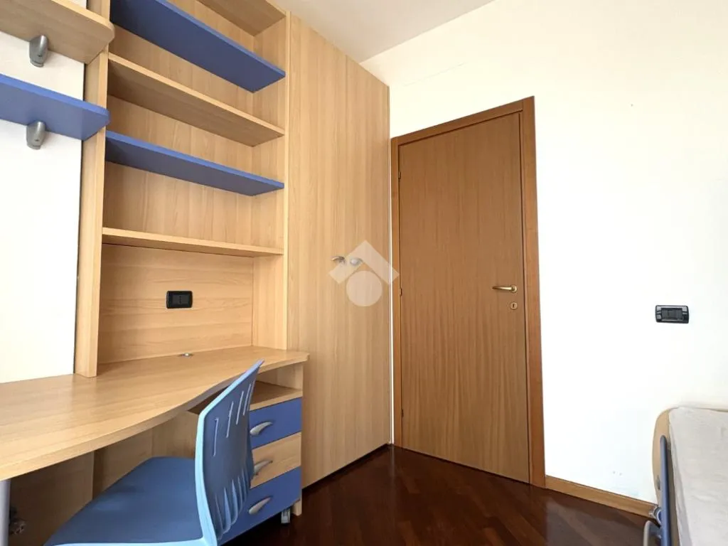 Magamistoad - Modern Flat with Terrace in Senago