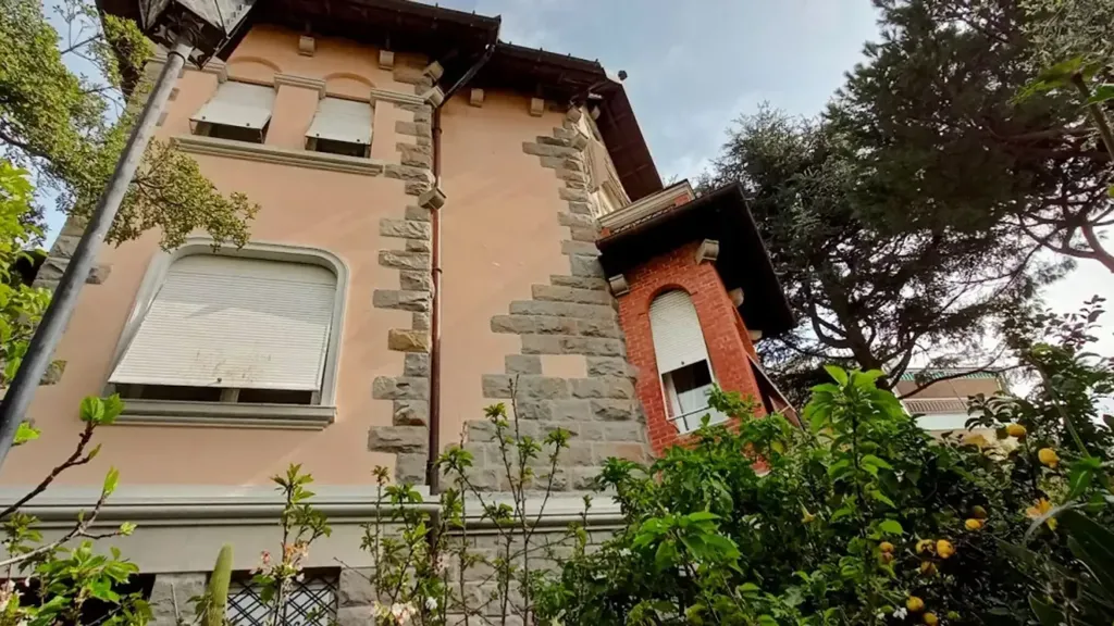 facade