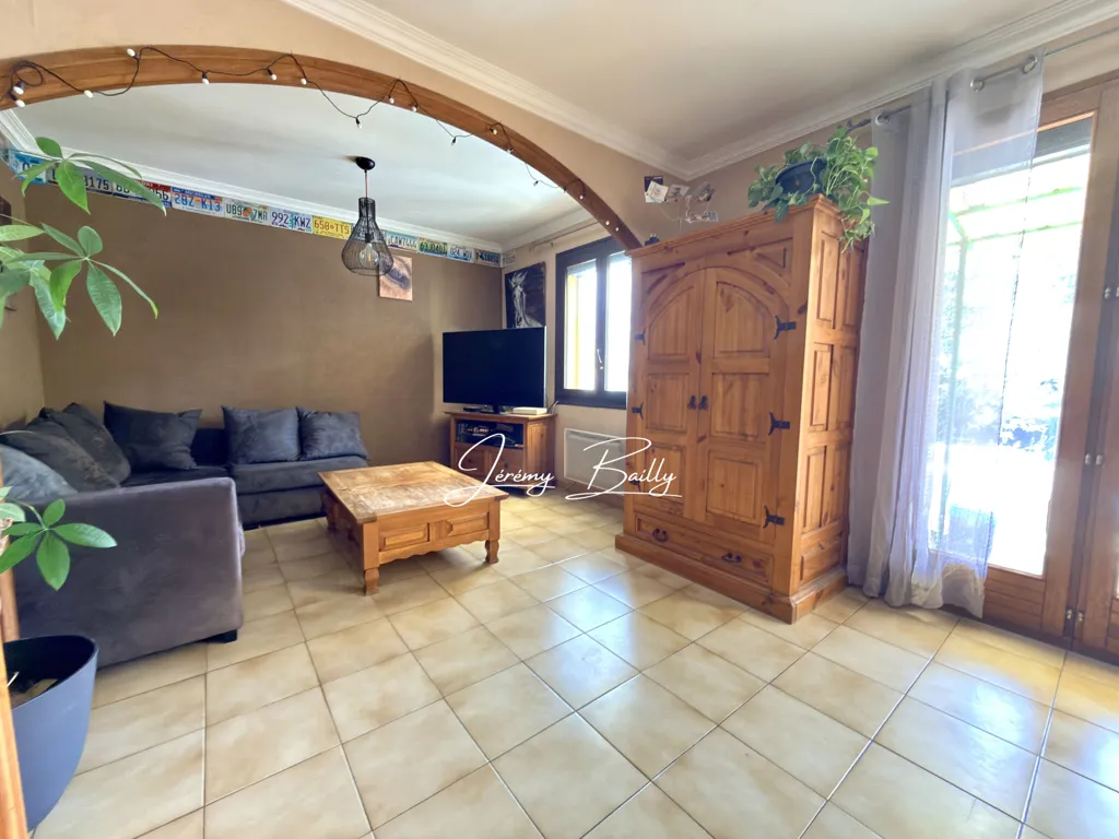 Elutuba - City House with Garden in Prades