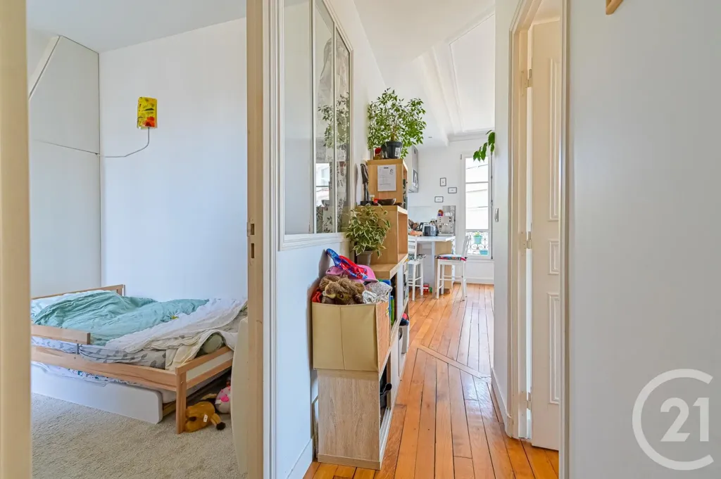Camere da letto - Charming Parisian Flat with Balcony in 12th Arrondissement