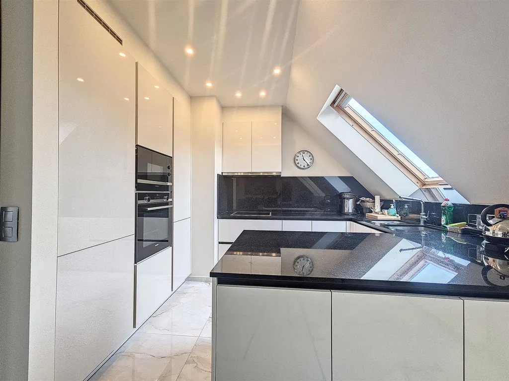 Köök - Luxury Penthouse with Parking in Antwerp Centre