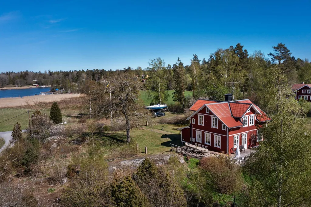 6-toaline maja asukohas Norrtälje kommun