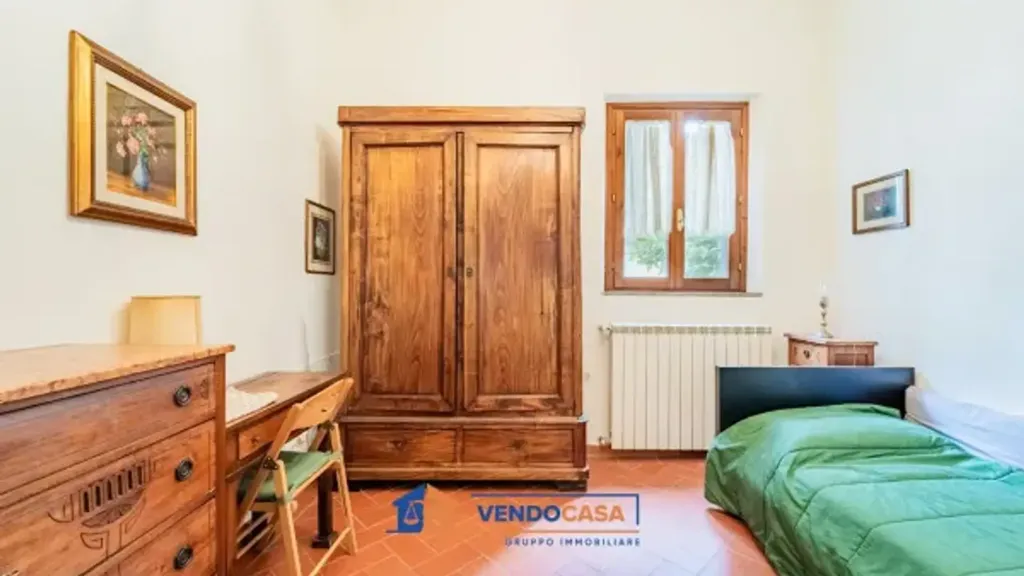 Chambres - Penthouse with Private Courtyard in Central Florence