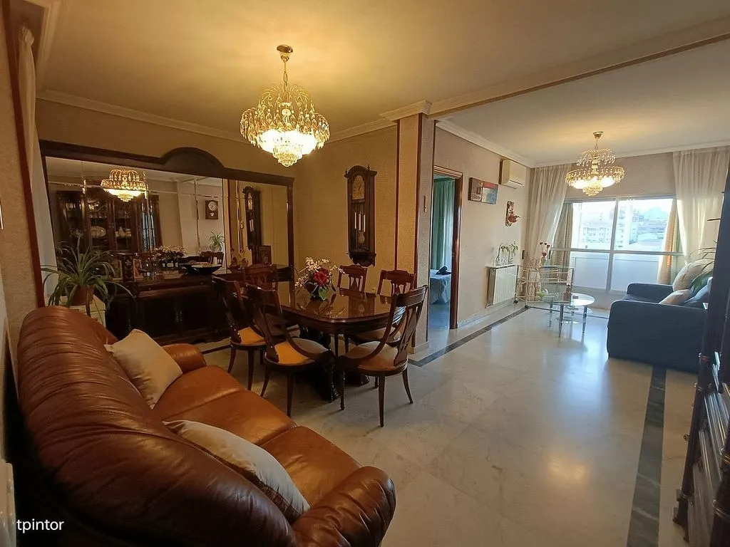 Söögituba - Furnished Flat with Terrace in Cáceres Centre