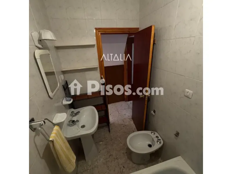 Salles de bain - Maison 3 pièces à ES