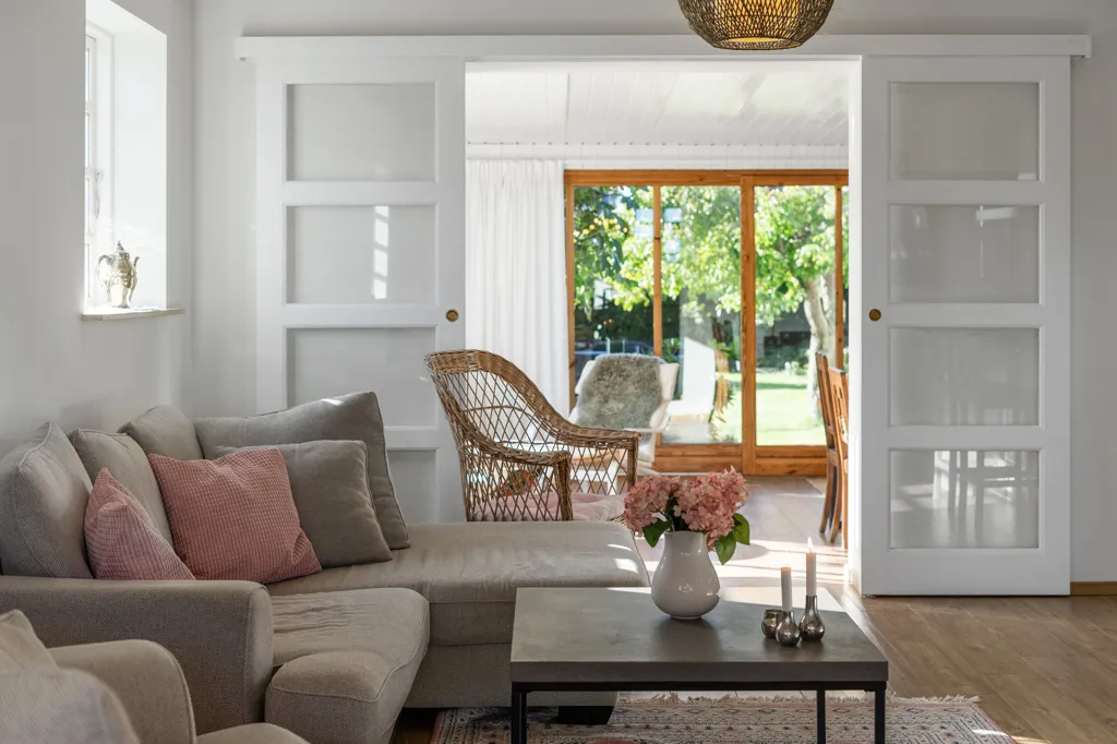 Elutuba - Renovated Villa with Waterside in Strøby Egede