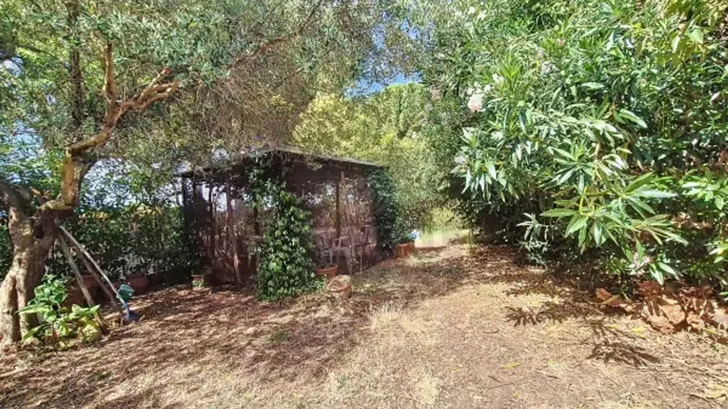 Apartment with Private Garden in Empoli