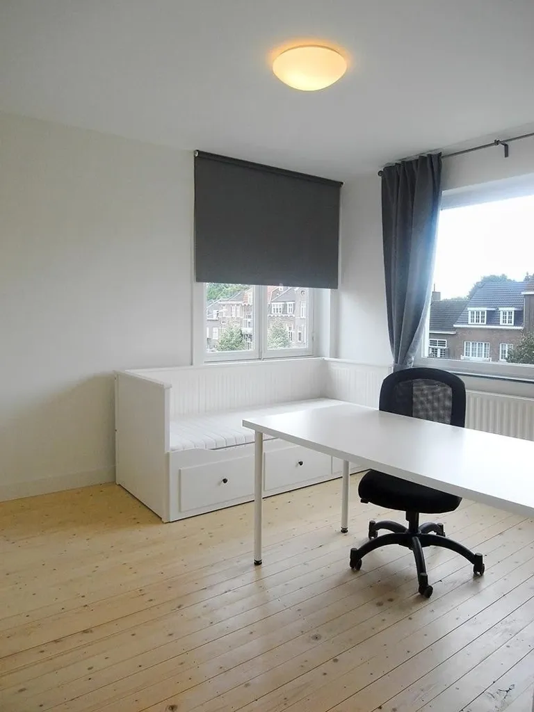 Bureau - Studio with Central Location in Maastricht