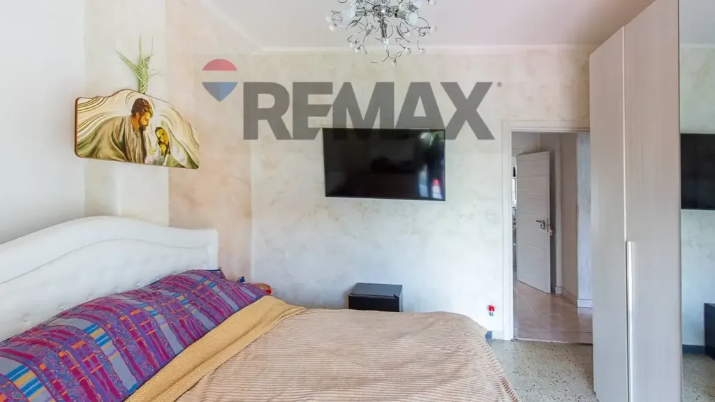 Magamistoad - 4-Room Apartment with Balcony in Catania
