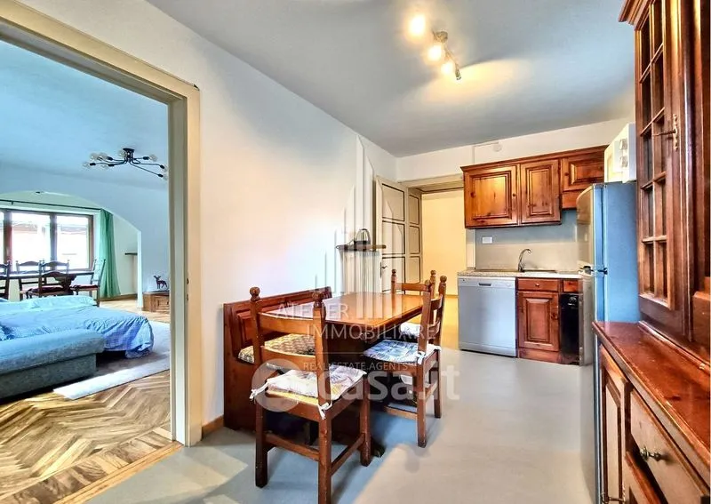 Söögituba - Historic Villa Apartment in Courmayeur Centre