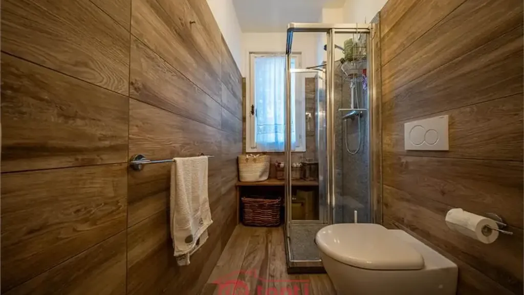 Bathrooms - Apartment with Mountain View in Madesimo