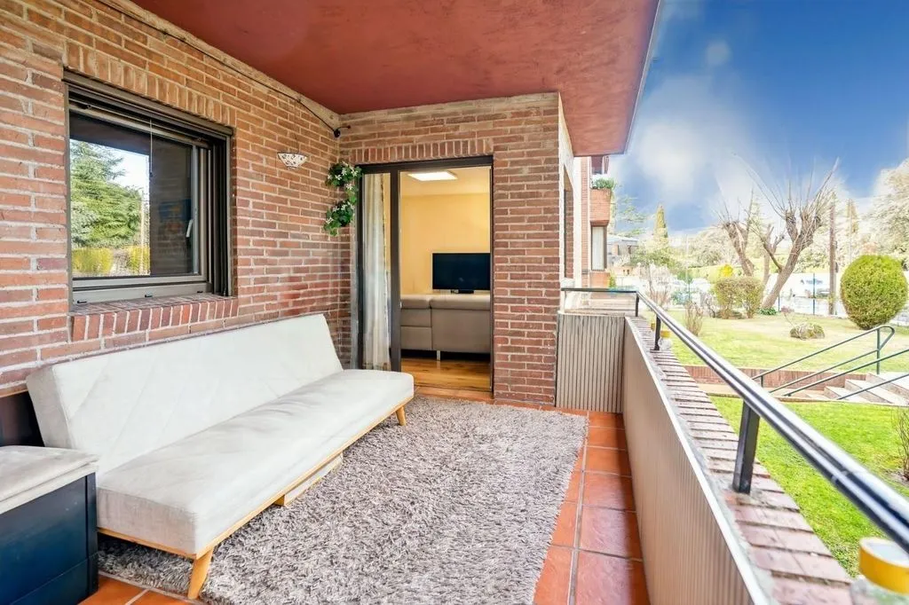 Balcon - Luxury Apartment with Pool in El Escorial