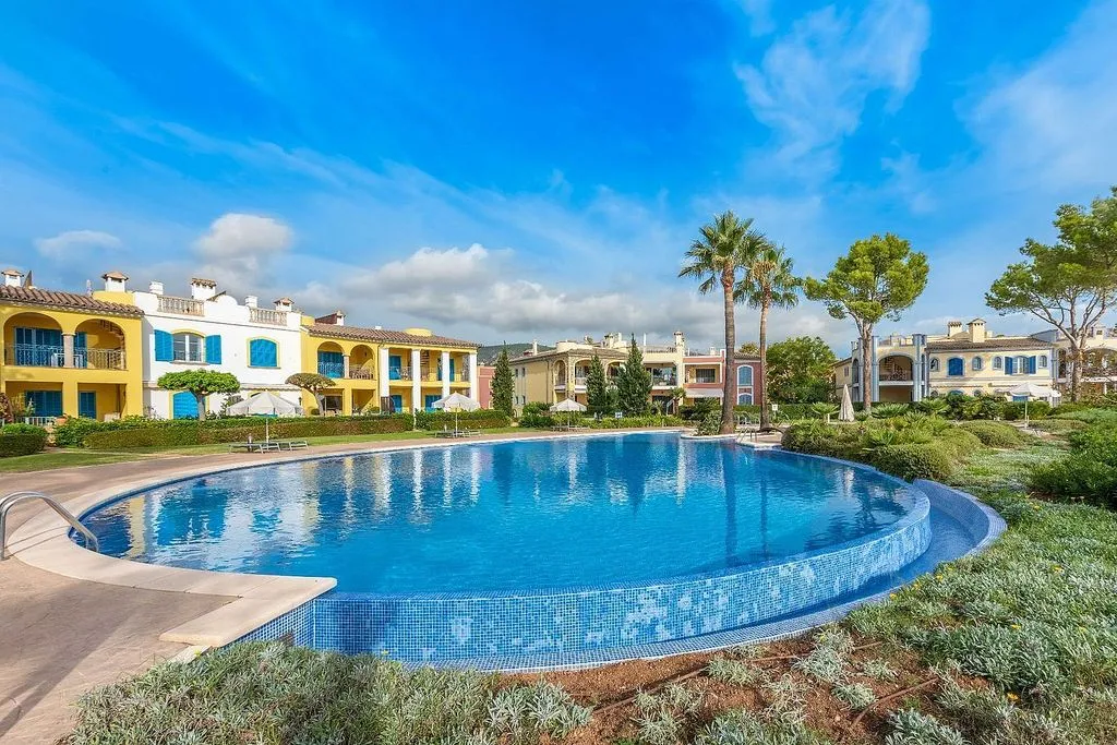 Piscine - Modernised Ground Floor Flat with Pool in Bendinat