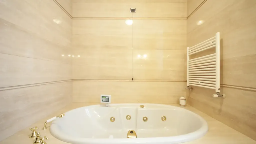 Salles de bain - Historic Villa with Panoramic Views in Grignasco