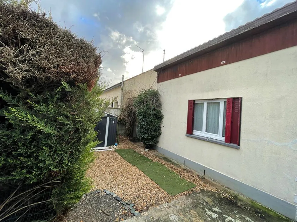 Aed - Detached House with Garden in Maintenon