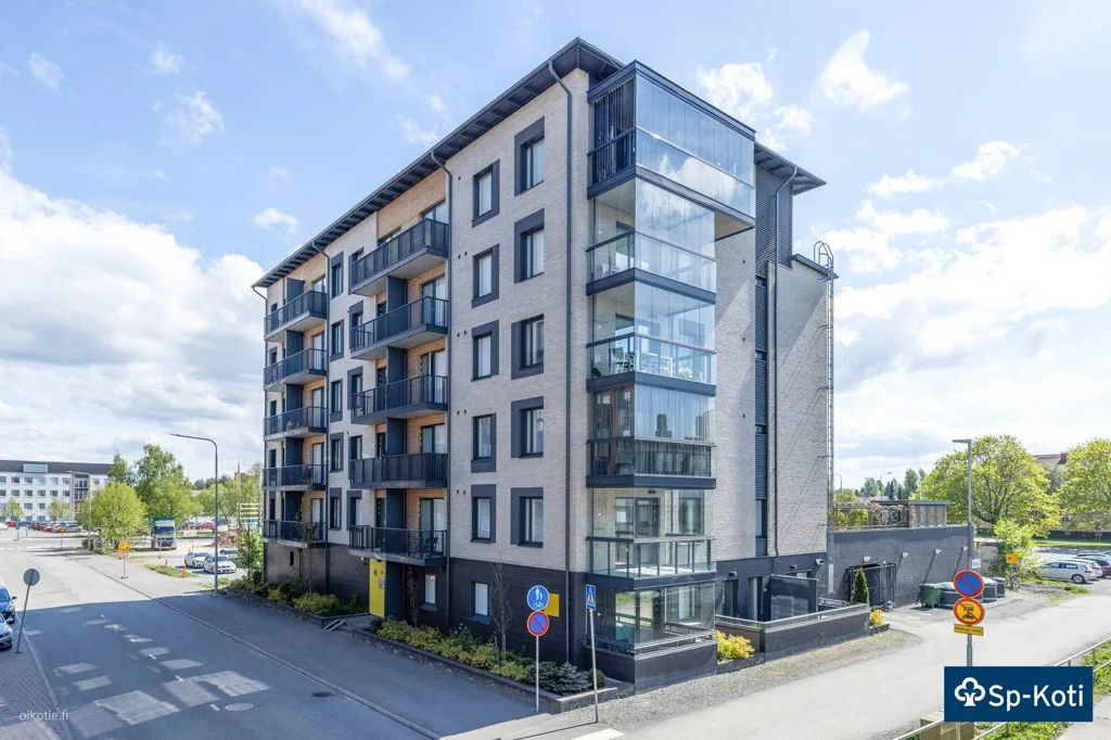Välivaade - Modern Flat with Balcony in Pori Centre