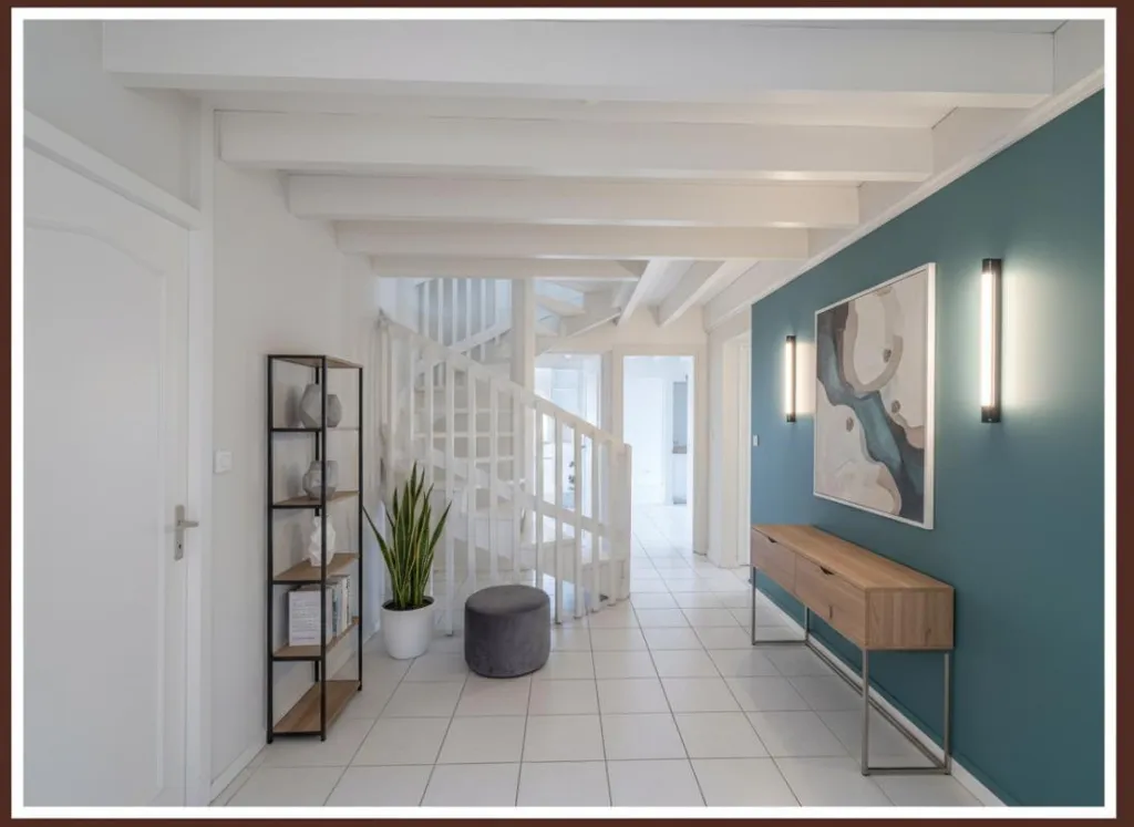 Entrée - Appartement Duplex avec Vue Dégagée à Dax Centre