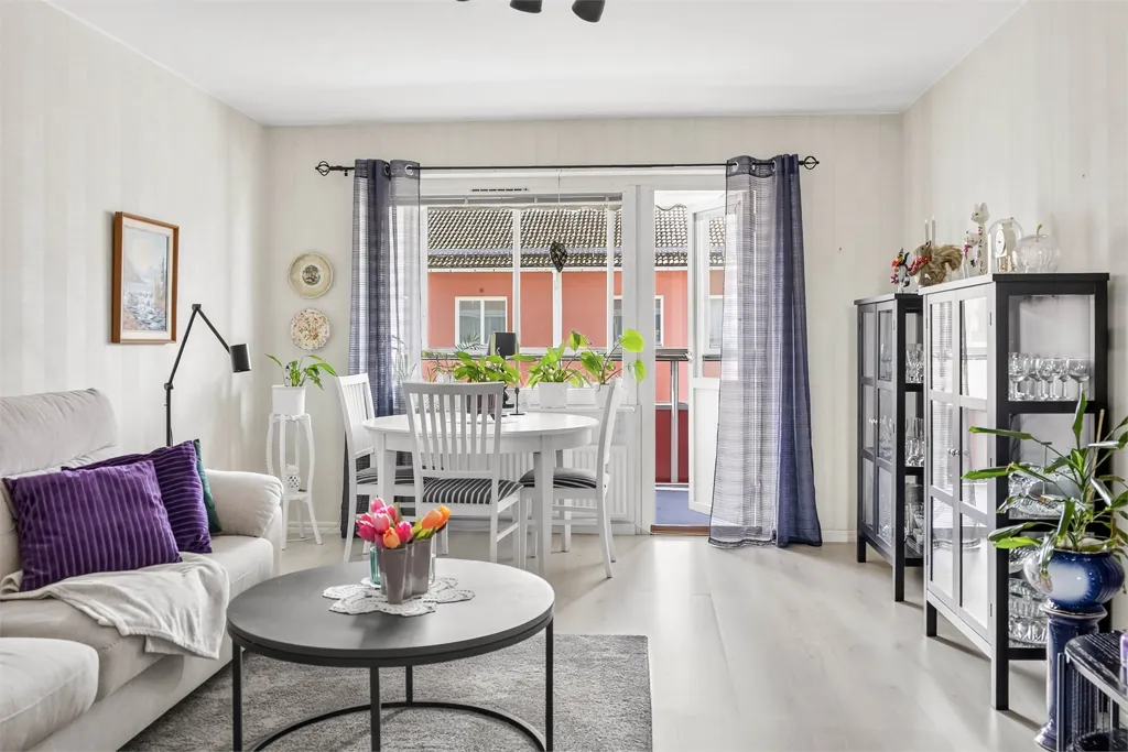 Living Room - Two-Bedroom Flat with Glazed Balcony in Oxelösund