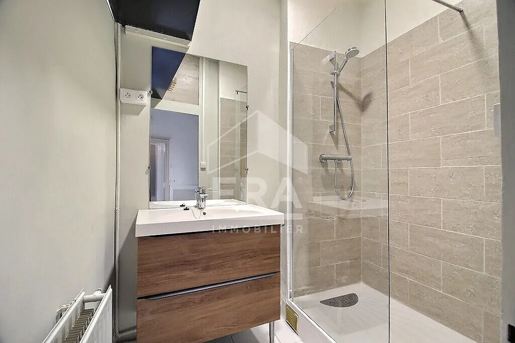 Vannitoad - Charming 3-Bedroom Apartment in Clermont-Ferrand