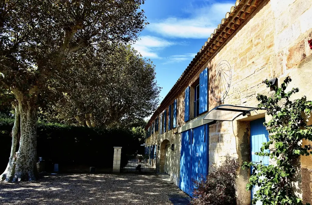 Välivaade - Luxury House with Pool in Nîmes, Occitanie