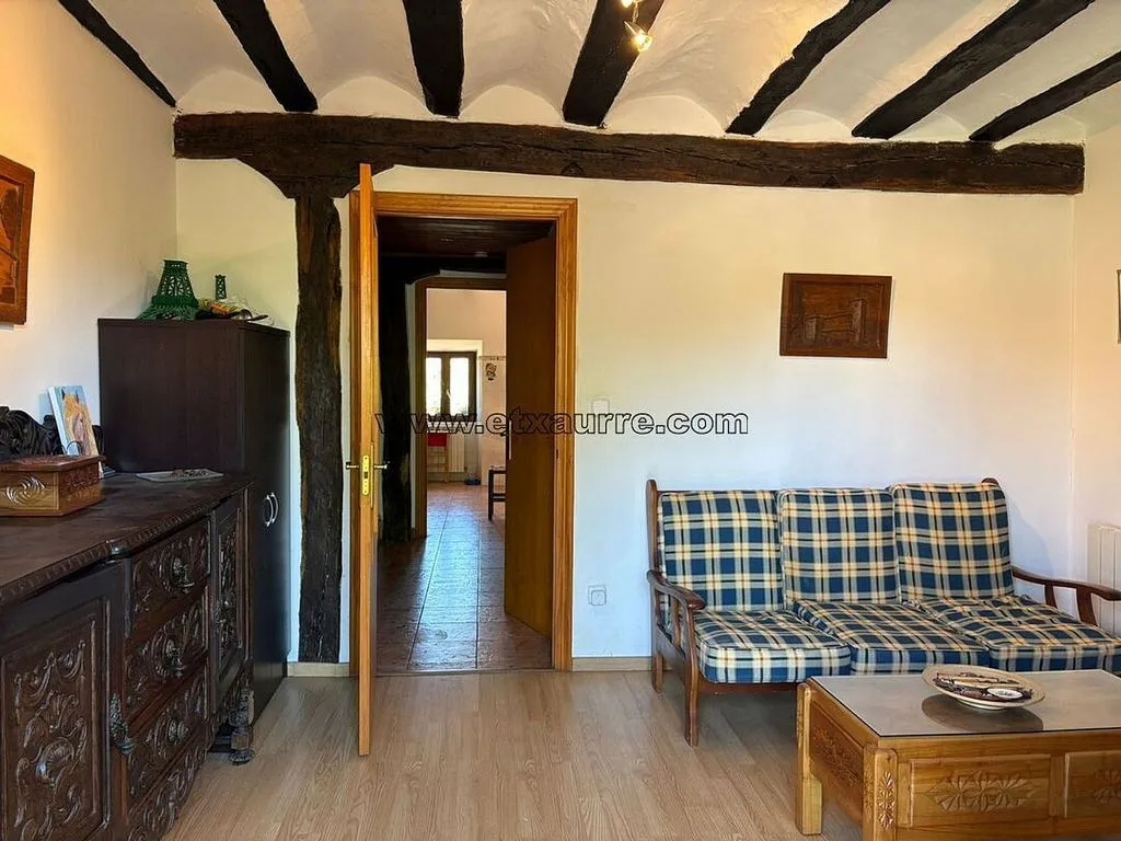 Séjour - Rural House with Balcony in Ayala