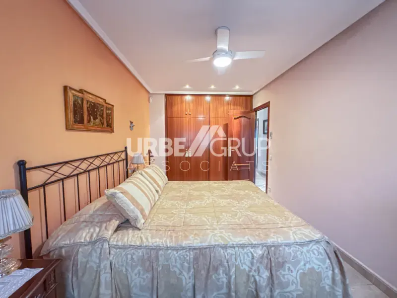 Magamistoad - Detached Corner House with Multiple Terraces in Martorell