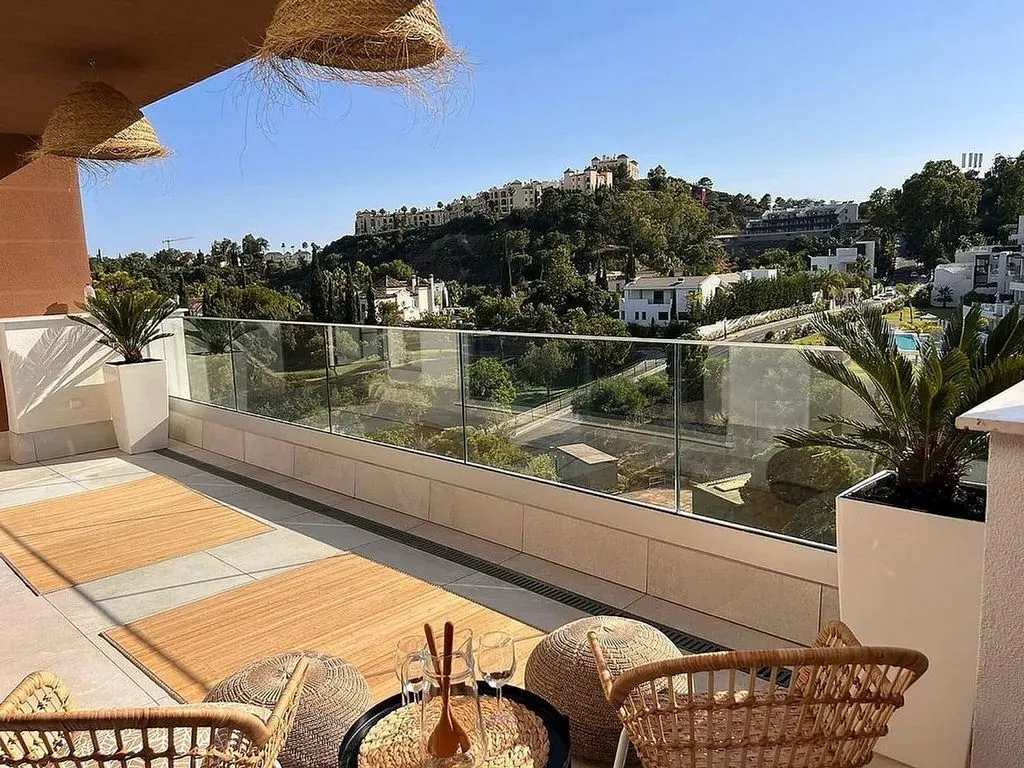 Balcon - Penthouse with Pool in Benahavís