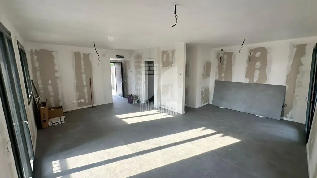 other_room