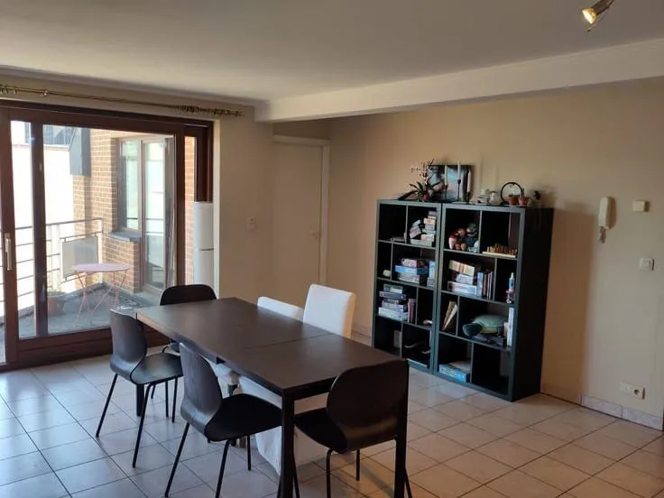 Söögituba - Flat with Garage in Louvain-la-Neuve