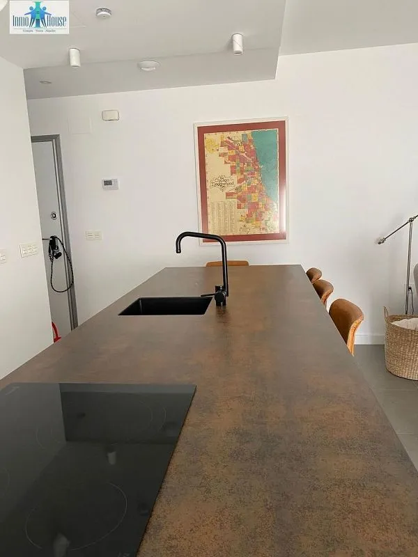 Köök - Apartment with Pool in Hermanos Falcó
