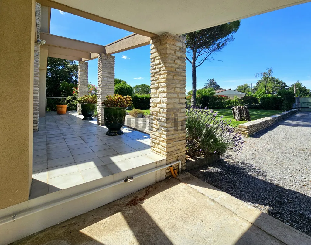 Terrass - Architectural Villa with Pool in Saint-Privat-des-Vieux
