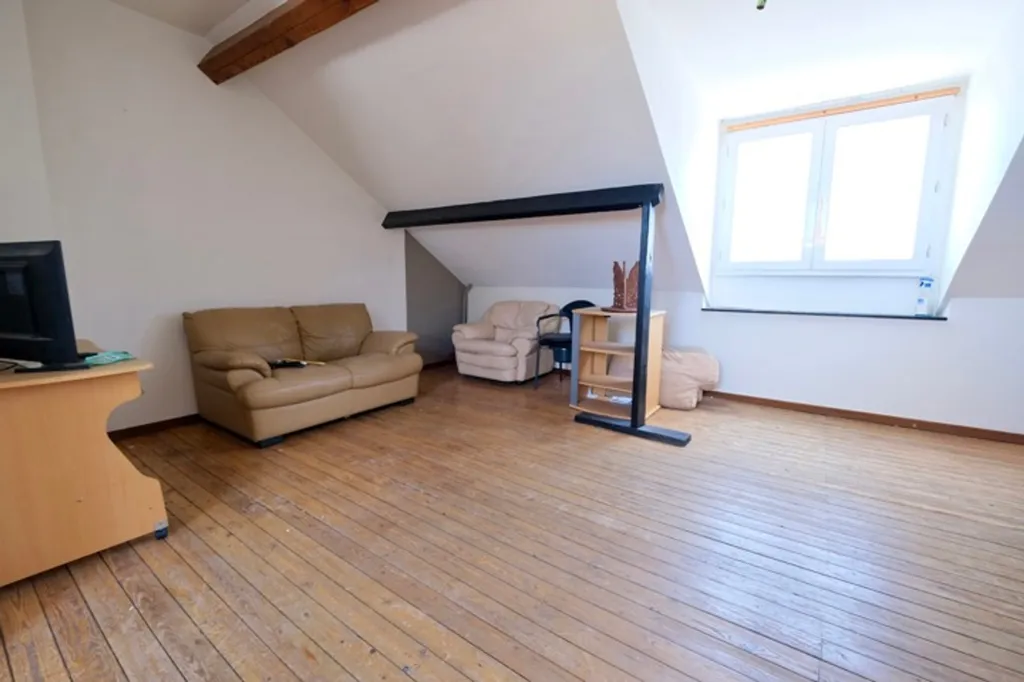 Pièces - Duplex 3 Chambres avec Terrasse à Schaerbeek