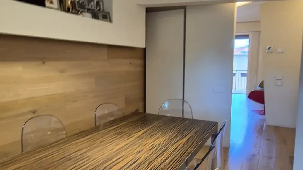 Salle à manger - Rustic-Style Apartment with Terrace in Montevarchi