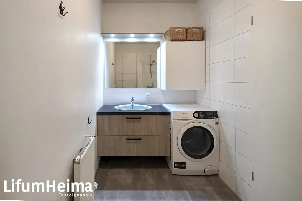 Lavanderia - Apartment with Elevator and Sea View in Borgarnes