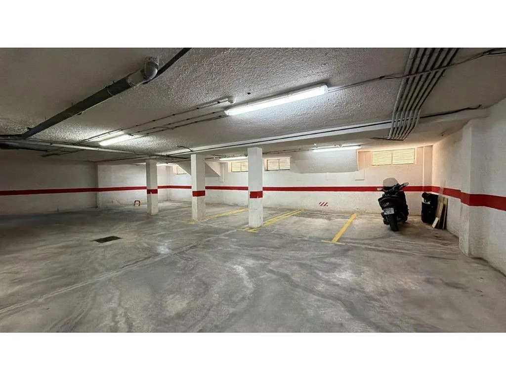 Garage - 1-Bedroom Apartment with Terrace in Chilches
