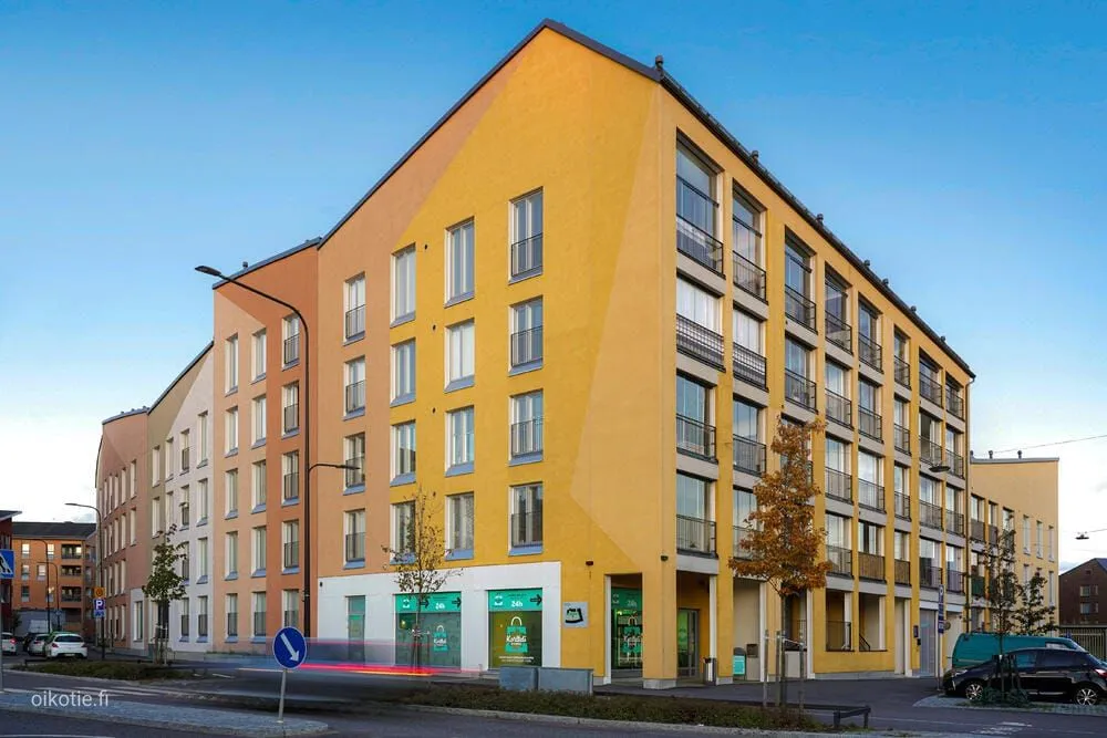 Välivaade - Flat with Balcony in Kaarela, Helsinki