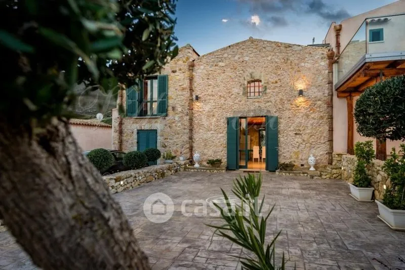 Aed - Rustic Baglio with Pool in Castellammare del Golfo