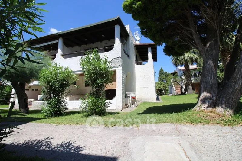 Aed - Rustic Bilocale with Garden in Lipari