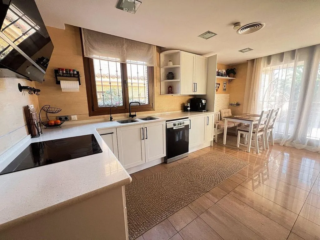 Cuisine - Chalet with Pool and Terrace in Vilafortuny