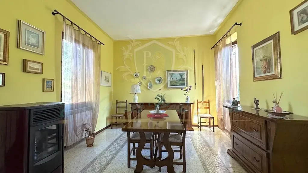 Sala da pranzo - Historic Villa with Vineyard View in San Colombano