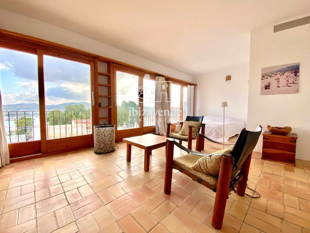 Magamistoad - Penthouse with Sea Views in Dalt Vila