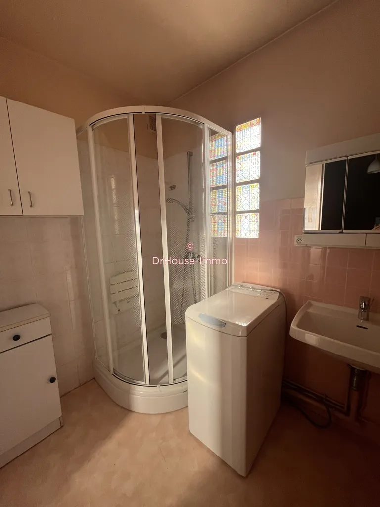 Salles de bain - Appartement T3 avec Balcon près de la Gare