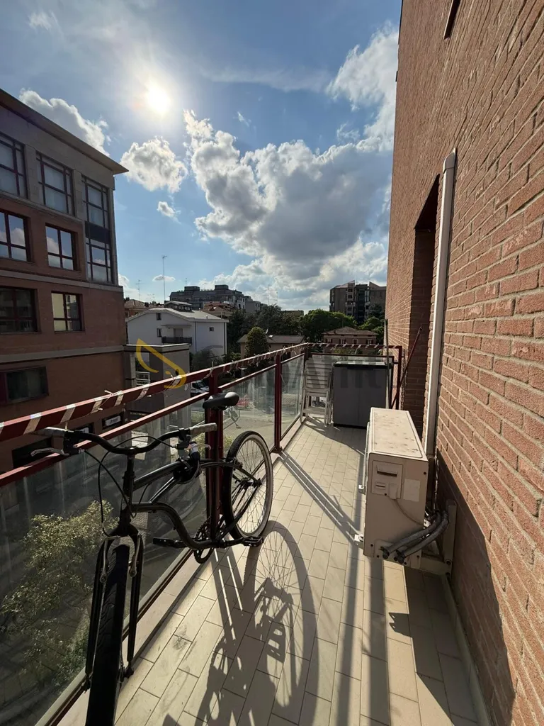 Rõdu - Studio Apartment with Balcony in Modena