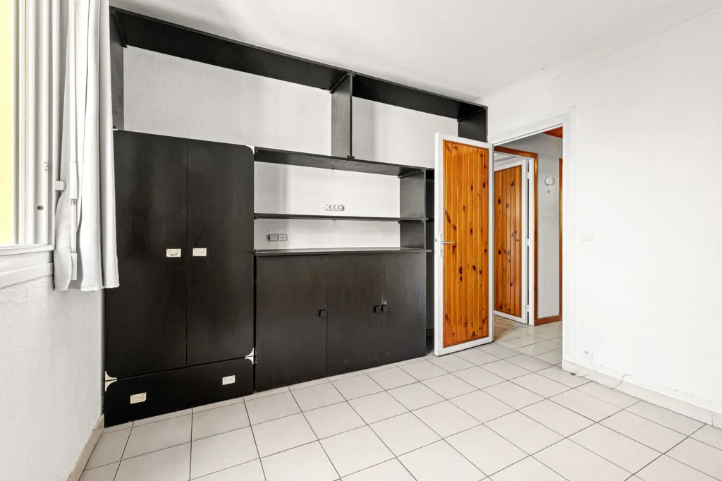 Toad - Renovated Flat with Balconies in Menton Centre
