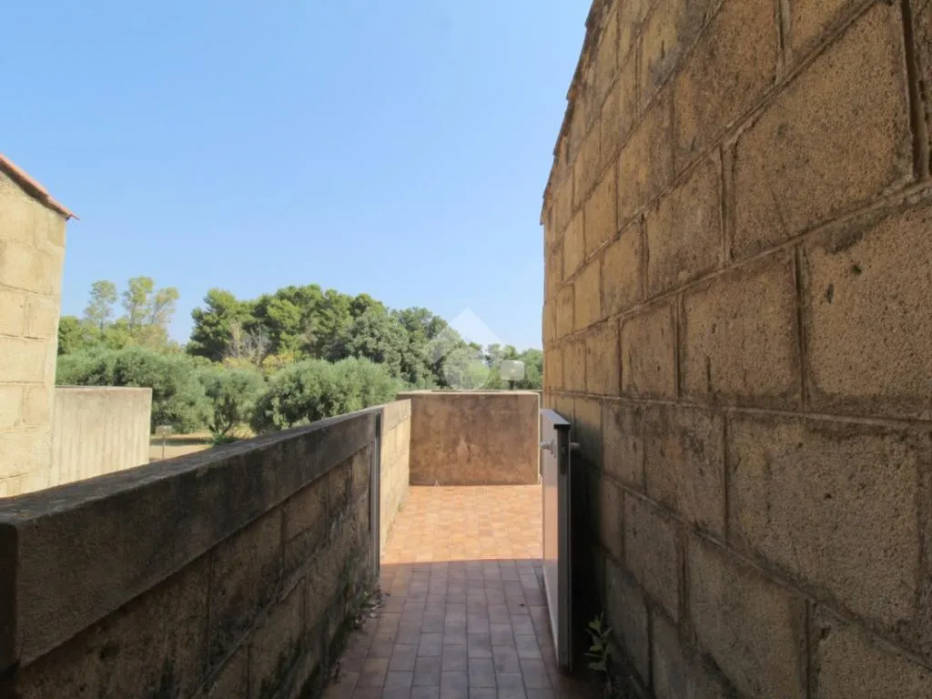 Giardino - Fully Rented Trilocale with Balcony in Capo Piccolo